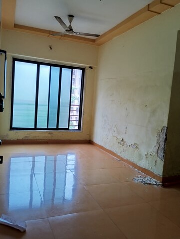 Room in 1 BHK Apartment at Rashmi Classic, Vasai East – for Sale