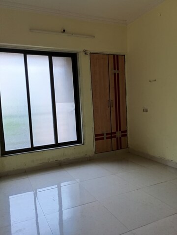 Room in 1 BHK Apartment at Rashmi Classic, Vasai East – for Sale