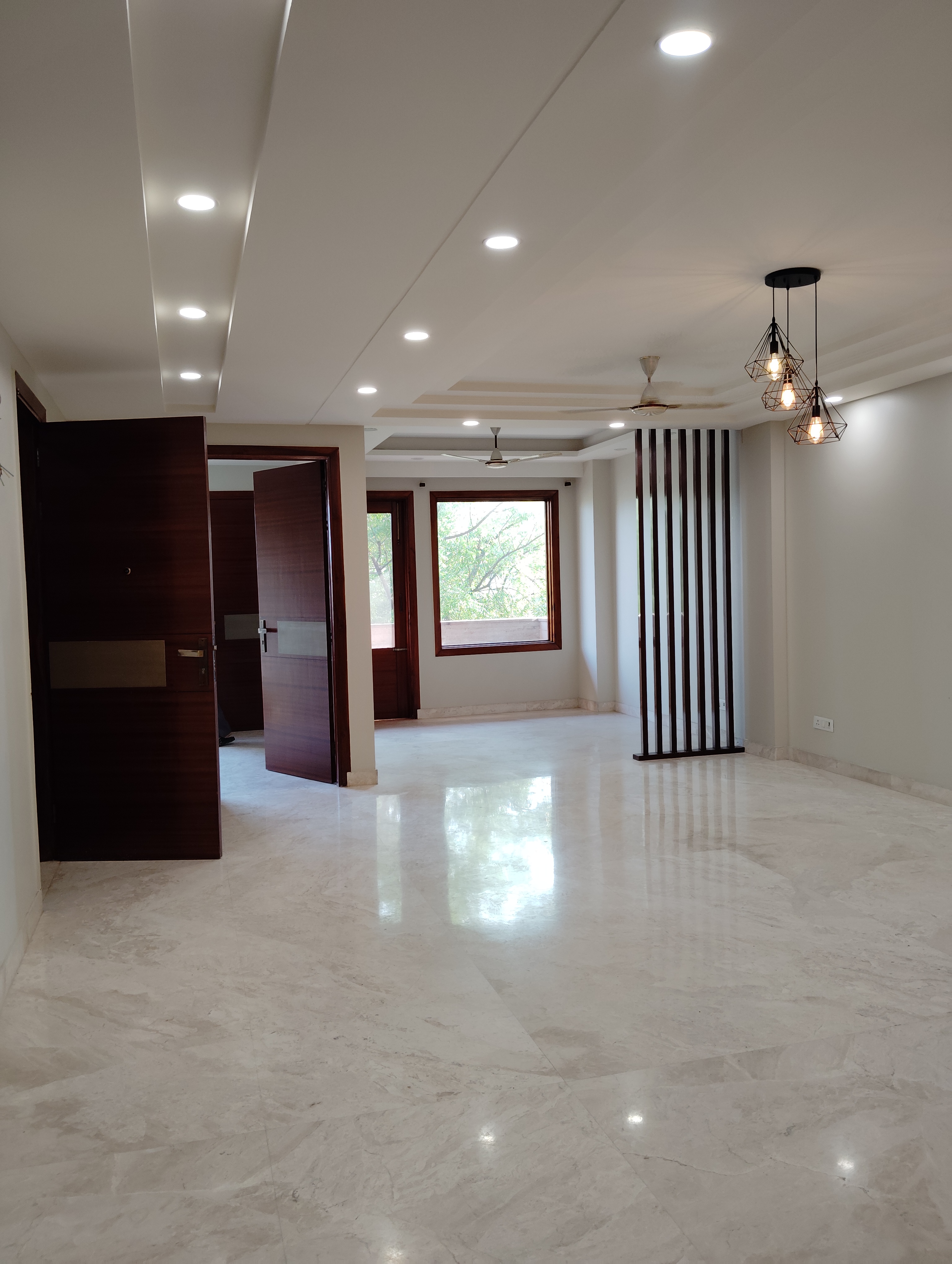Rental 3 Bedroom 1800 Sq.Ft. Builder Floor in Paschim Vihar Delhi 7614752