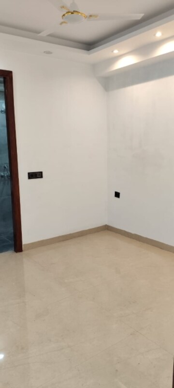 Room in 2 BHK Builder Floor at Chattarpur – for Sale