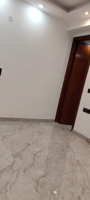 Room in 3 BHK Builder Floor at Chattarpur – for Sale