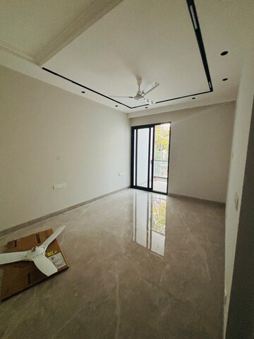 Room in 4 BHK Builder Floor at Sushant Lok 2, Sector 57 – for Sale