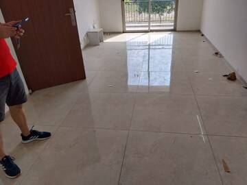Room in 3 BHK Apartment at DLF New Town Heights I, Sector 90 – for Sale