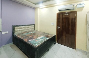 Bedroom in 3 BHK Builder Floor at New Ashok Nagar – for Sale