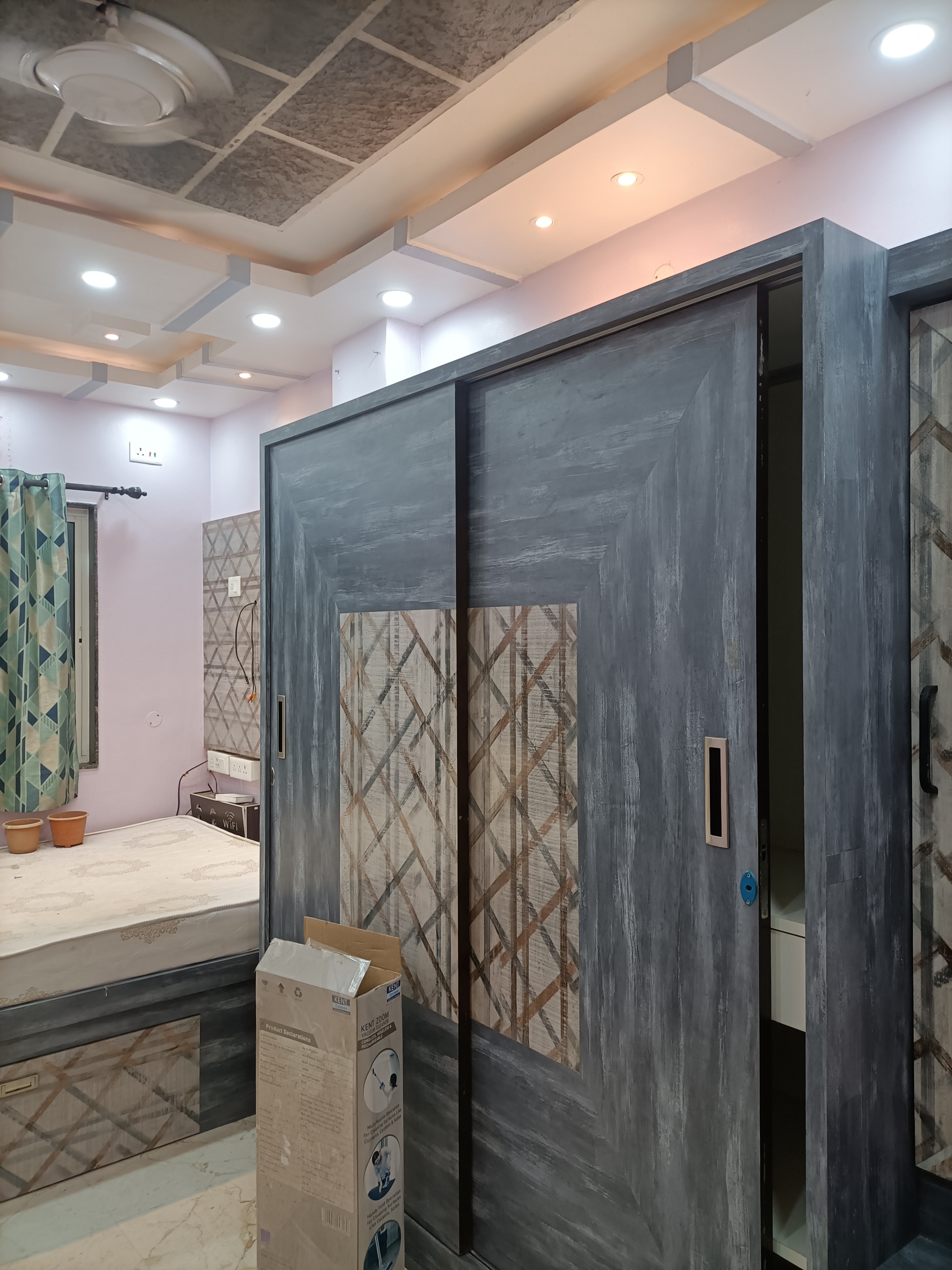 Rental 2.5 Bedroom 1000 Sq.Ft. Apartment in Diamond Brindavan Garden