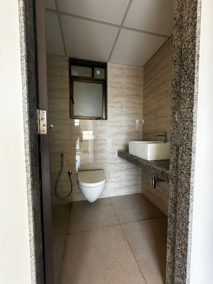 Bathroom, rosa-gardenia 3 Bedroom 1500 Sq.Ft. Apartment In Ghodbunder Road Thane 7615417