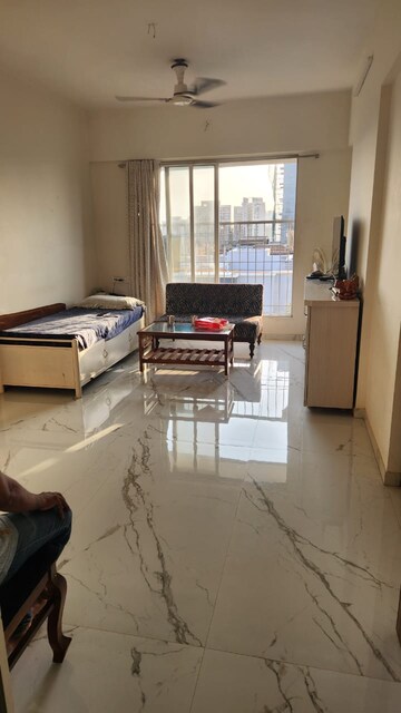 Living Room in 3 BHK Apartment at Amrapali Silicon City, Sector 76 – for Sale