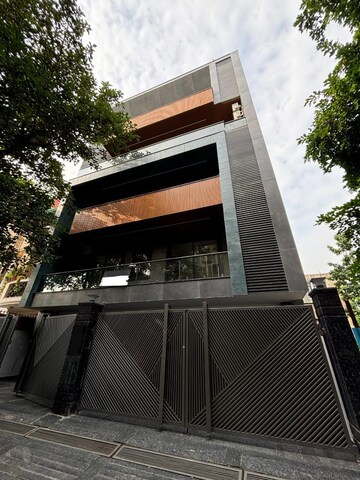 3 BHK Builder Floor – Exterior View View at Ansal API Esencia, Sector 67 - for Sale