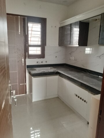 Kitchen in 3 BHK Villa at Guru Teg Bahadur Nagar – for Sale