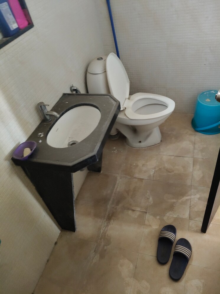 Bathroom, kundan-the-landmark 2 Bedroom 1312 Sq.Ft. Apartment In Undri Pune 7615805