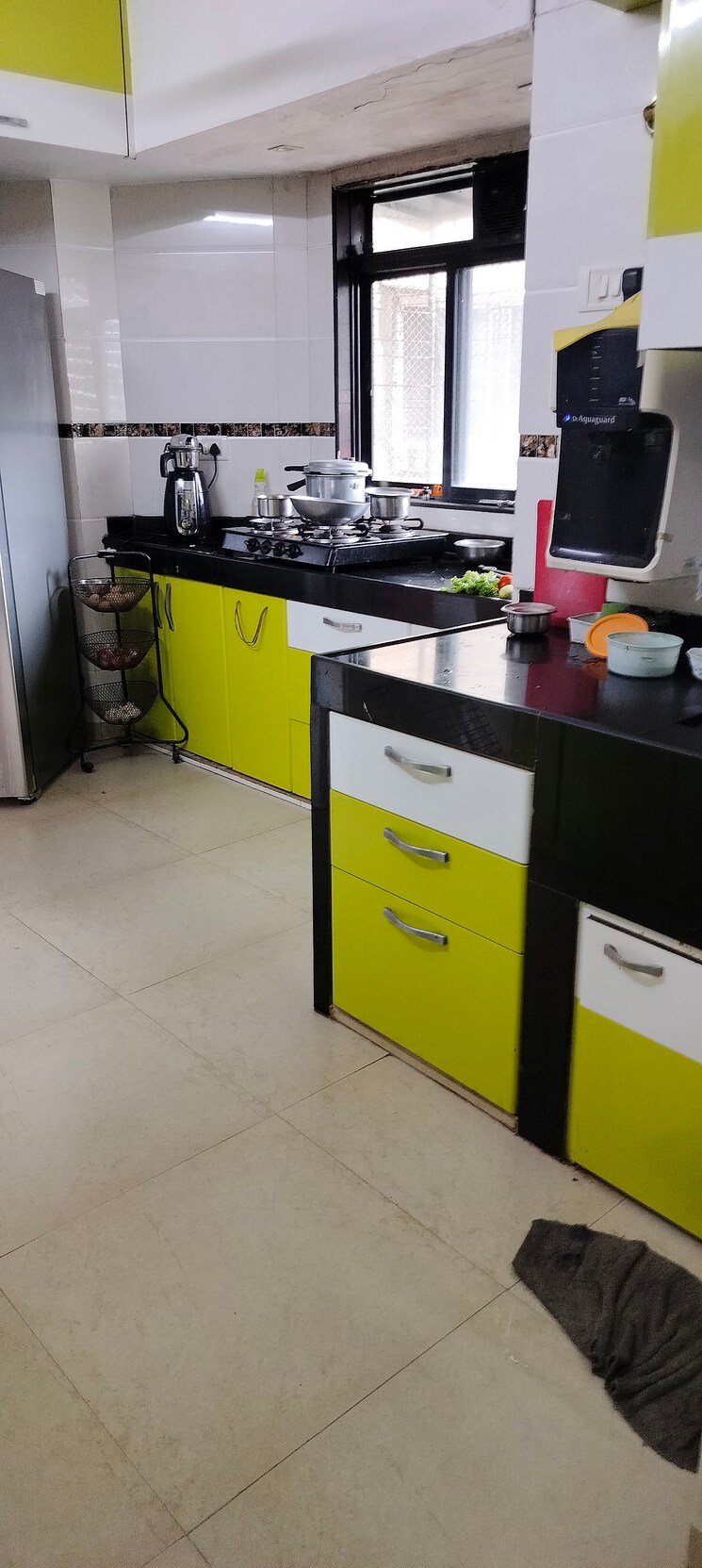 Kitchen, lokhandwala-complex 2.5 Bedroom 800 Sq.Ft. Apartment In Andheri West Mumbai 7616119