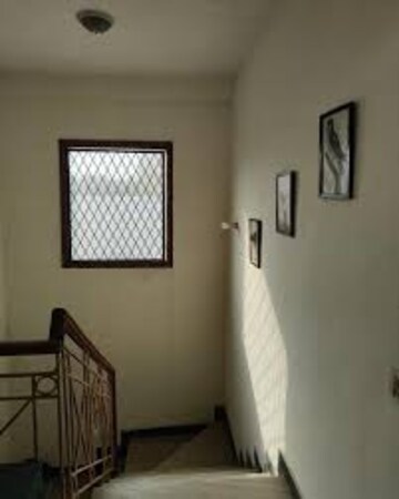 Room in 2 BHK Builder Floor at Mahavir Enclave – for Sale