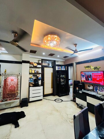 रेसिडेंशियल बिल्डर फ्लोर वर्ग फुट फॉर रेंट इन निति खंड ग़ाज़ियाबाद  7617309