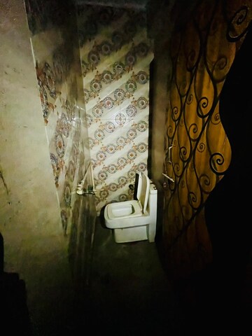 Bedroom in 2 BHK Builder Floor at Dwarka Mor – for Rent