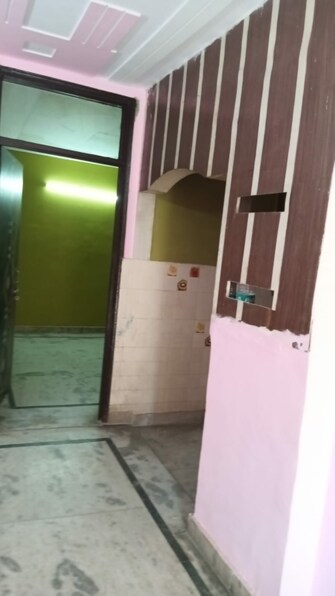 1 BHK Builder Floor For Rent in Sainik Vihar Delhi  7618224