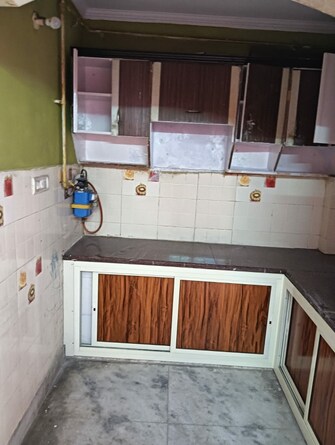 1 BHK Builder Floor For Rent in Sainik Vihar Delhi  7618224