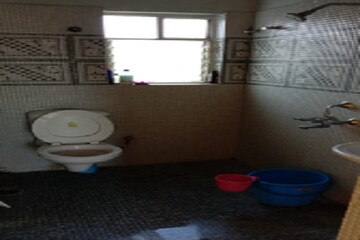 Bathroom in 1 BHK Apartment at Beliaghata – for Rent