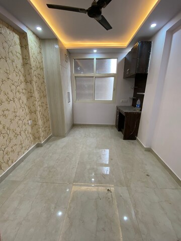 3 BHK Apartment For Sale in Mayur Vihar 1