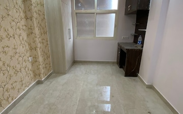 3 BHK Apartment For Sale in Mayur Vihar 1