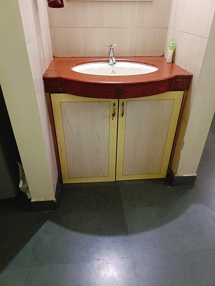 Bathroom, shree-ram-chs-kothrud 3 Bedroom 3000 Sq.Ft. Villa In Kothrud Pune 7619196