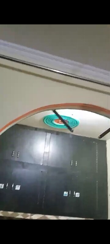 Furnished Amenities in 2 BHK Builder Floor at New Ashok Nagar – for Sale