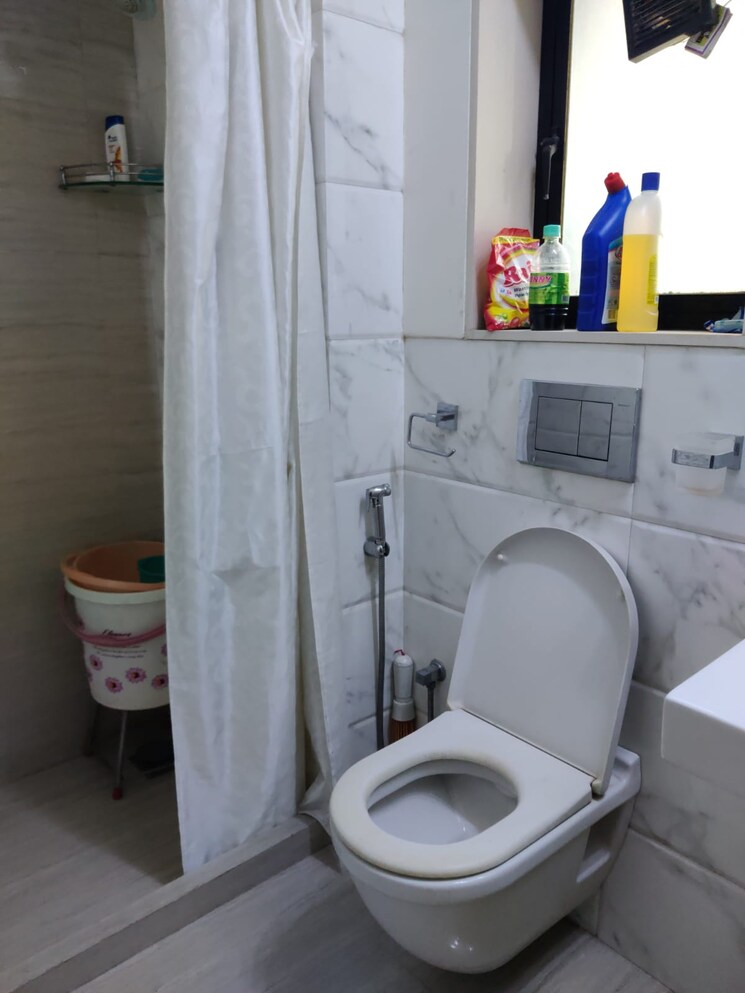 Bathroom, devansh-villa 2 Bedroom 1100 Sq.Ft. Apartment In Bandra West Mumbai 7619353