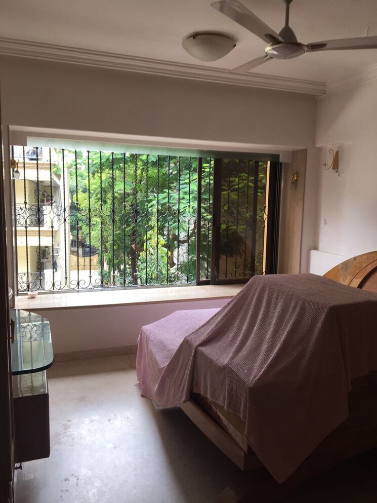 Balcony, paramount-towers 2 Bedroom 900 Sq.Ft. Apartment In Khar West Mumbai 7619356