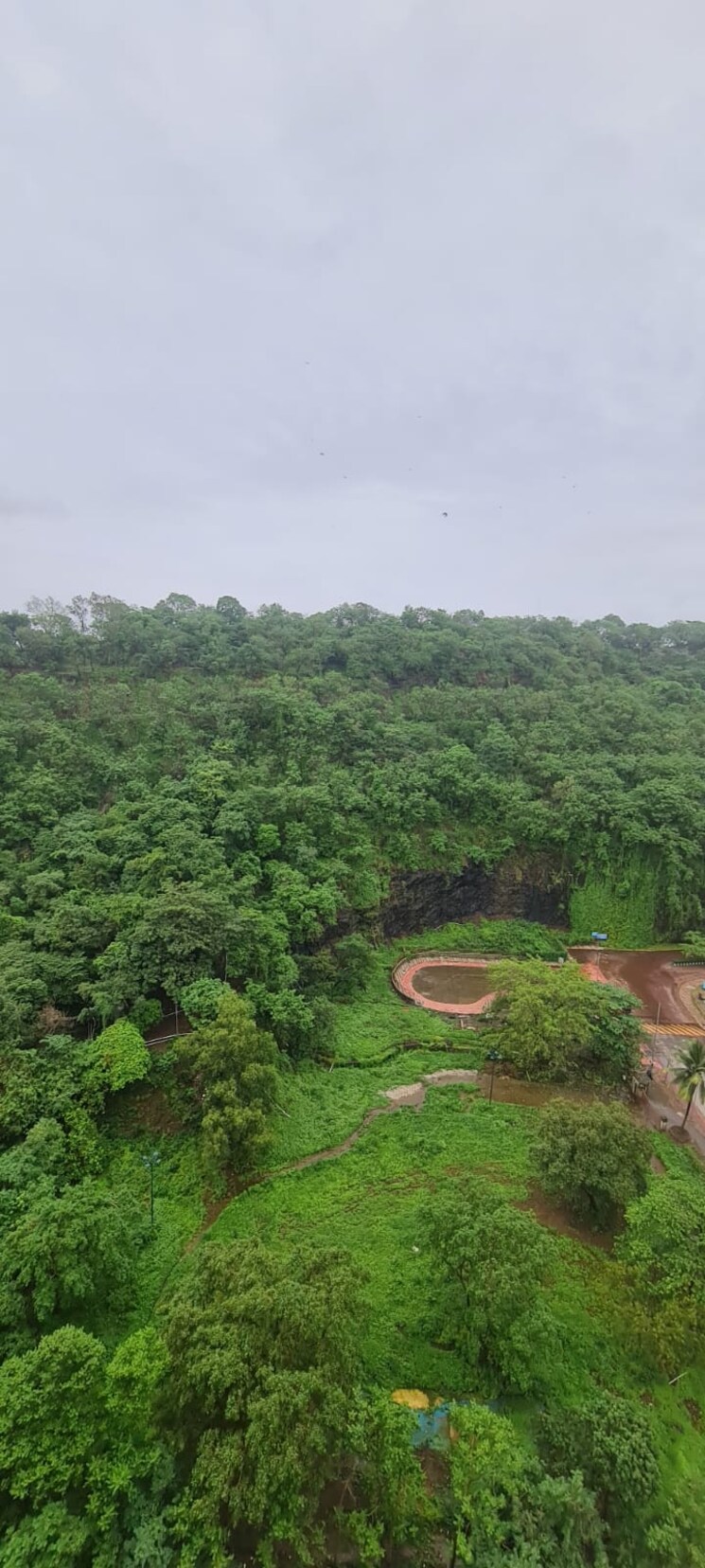 Garden, hiranandani-castle-rock 2 Bedroom 985 Sq.Ft. Apartment In Powai Mumbai 7619396