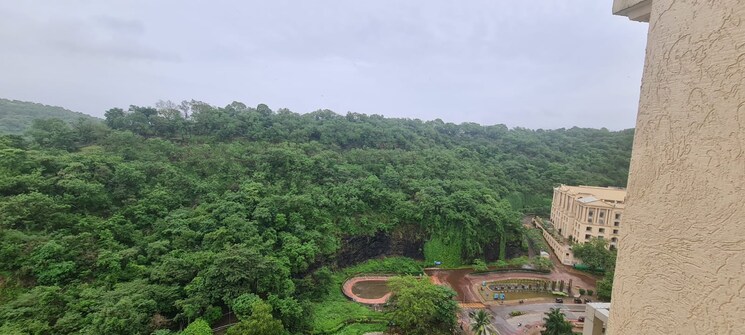 Garden, hiranandani-castle-rock 2 Bedroom 985 Sq.Ft. Apartment In Powai Mumbai 7619396