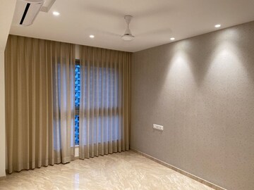Bedroom in 2.5 BHK Apartment at Hiranandani Castle Rock, Powai – for Sale