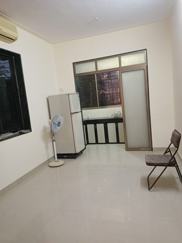 Living Room, shiv-apartments-matunga 1 Bedroom 425 Sq.Ft. Apartment In Matunga Mumbai 7619543