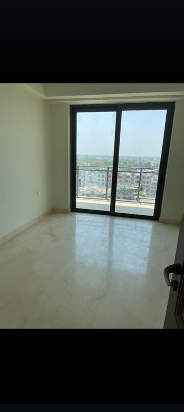 रेसिडेंशियल बिल्डर फ्लोर वर्ग फुट फॉर रेंट इन चट्टरपुर दिल्ली  7619620