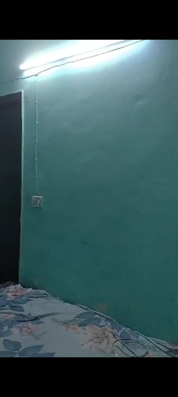 Furnished Amenities in 2 BHK Builder Floor at New Ashok Nagar – for Sale