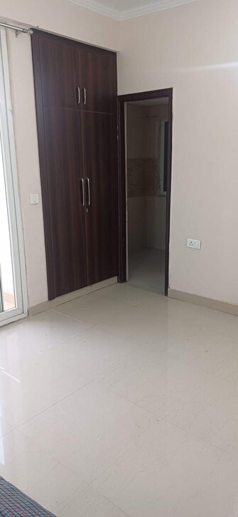 3 BHK Apartment For Resale in Amrapali Kingswood Sector 4, Greater Noida Greater Noida  7619887