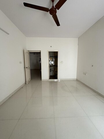 2 BHK Apartment For Rent in Paryavaran Complex Delhi  7620000