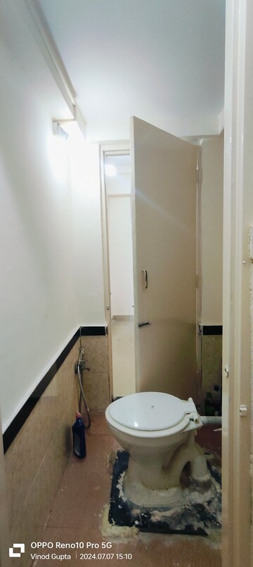 Bathroom in 1 BHK Apartment at Shrinivas Tower, Lower Parel – for Rent