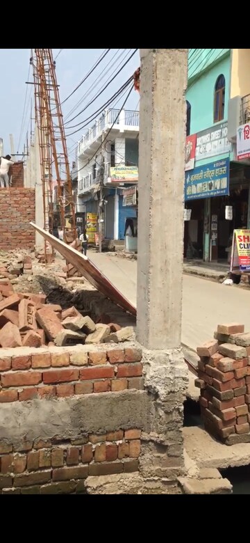  Shop – Exterior View View at Sector 52 - for Sale