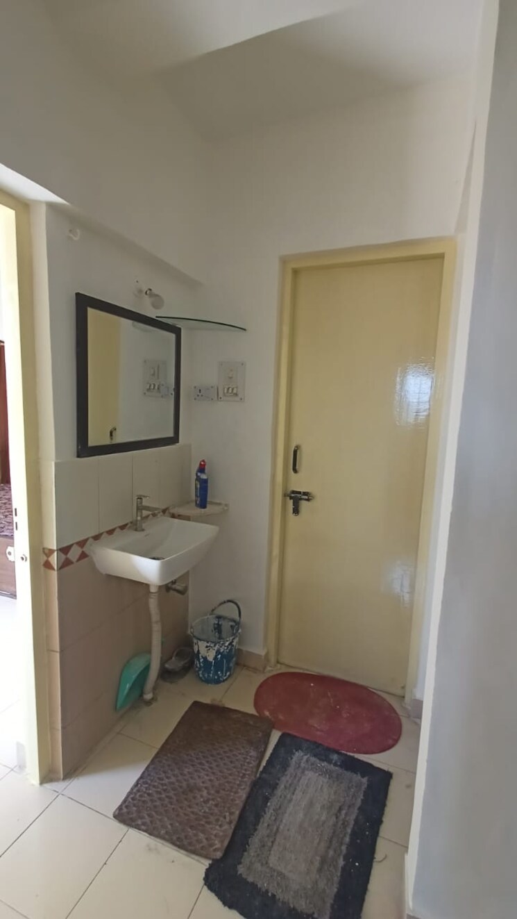 Bathroom, shanti-residency 1 Bedroom 600 Sq.Ft. Apartment In Hadapsar Pune 7620104