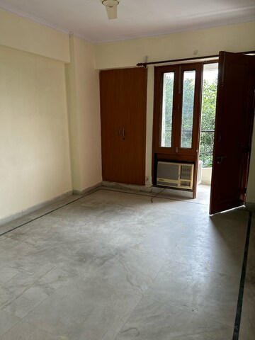 Room in 3 BHK Apartment at Baradia – for Sale