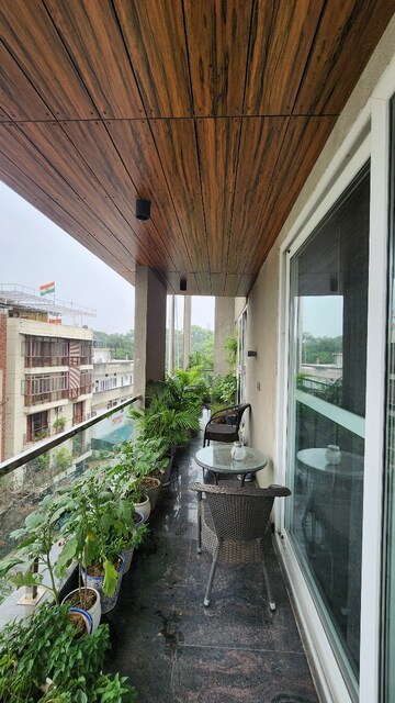 रेसिडेंशियल बिल्डर फ्लोर वर्ग यार्ड फॉर रेंट इन हौज़ खास दिल्ली  7621456