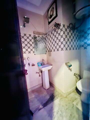Bathroom in 2 BHK Builder Floor at Dwarka Mor – for Rent
