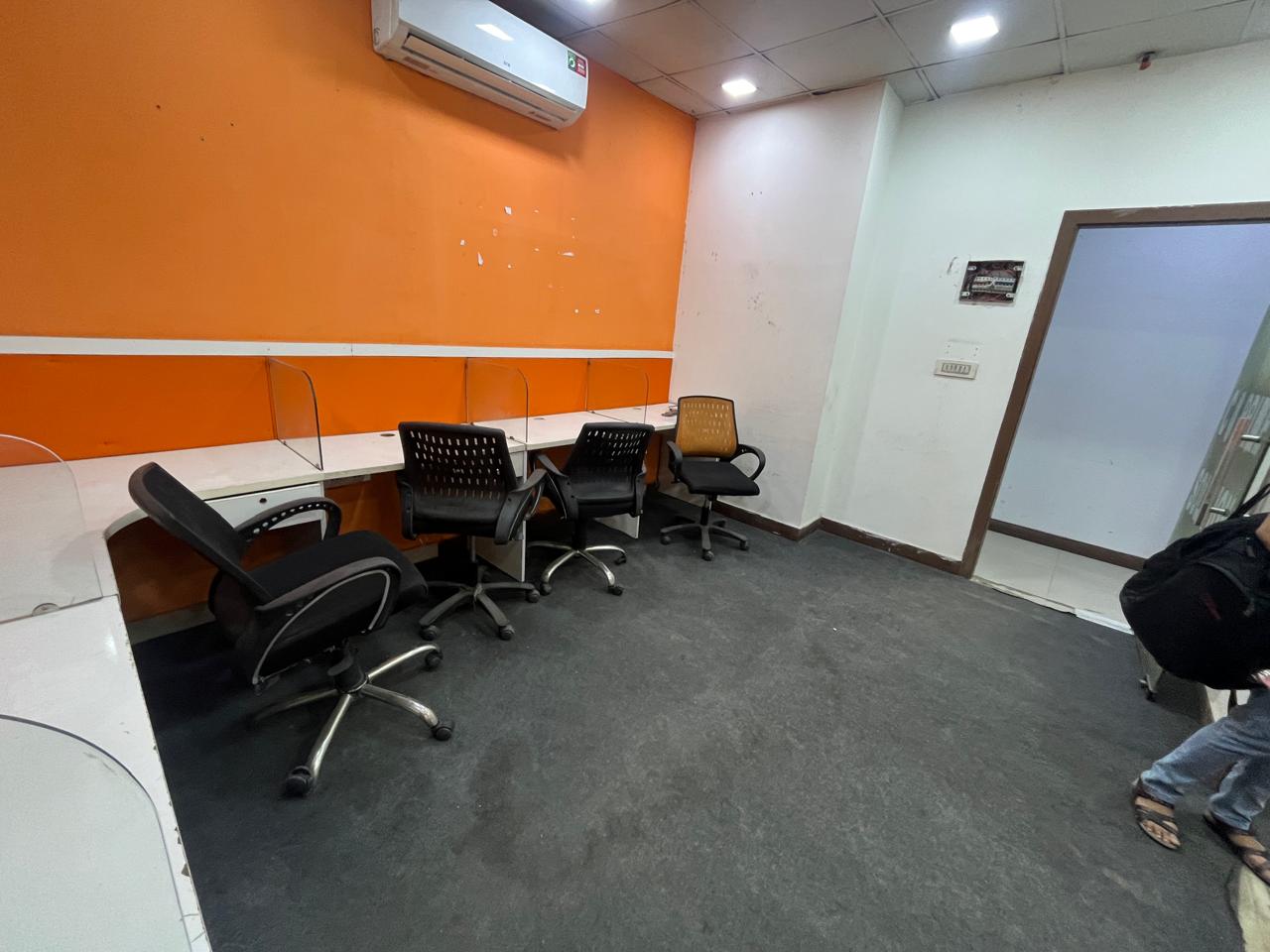 Commercial Office Space 500 Sq.Ft. For Rent in Sector 1 Noida  7621871