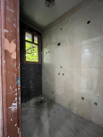 Bathroom in 1 BHK Builder Floor at Chattarpur – for Sale