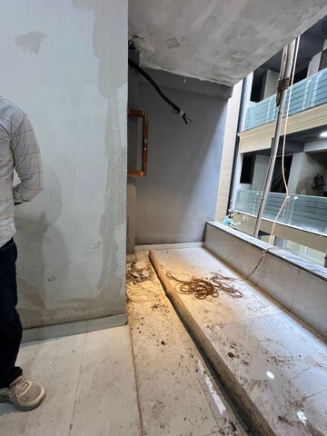 Balcony in 1 BHK Builder Floor at Chattarpur – for Sale