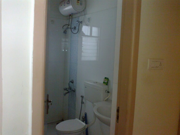 Bathroom, amit-astonia 2 Bedroom 776 Sq.Ft. Apartment In Baner Pune 7622262