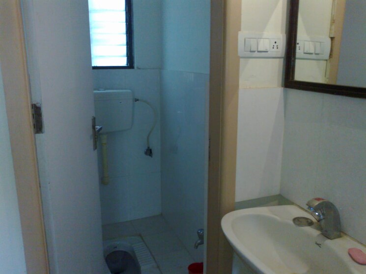 Bathroom, amit-astonia 2 Bedroom 776 Sq.Ft. Apartment In Baner Pune 7622262