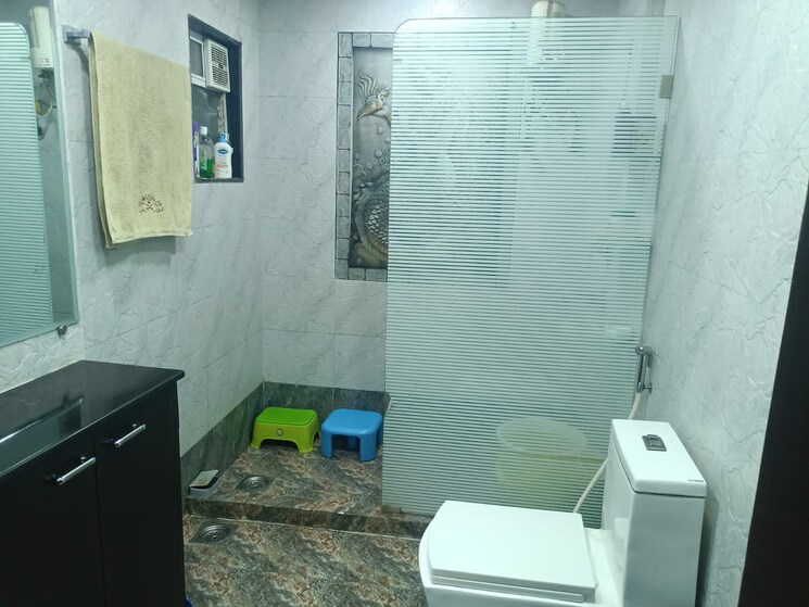 Bathroom, gahlot-majesty-and-avenue-chs 3 Bedroom 1600 Sq.Ft. Apartment In Nerul Navi Mumbai 7623008