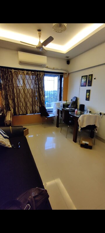 1 BHK Apartment For Sale in Santacruz East