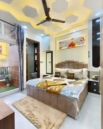 Bedroom in 3 BHK Builder Floor at Mahavir Enclave – for Sale
