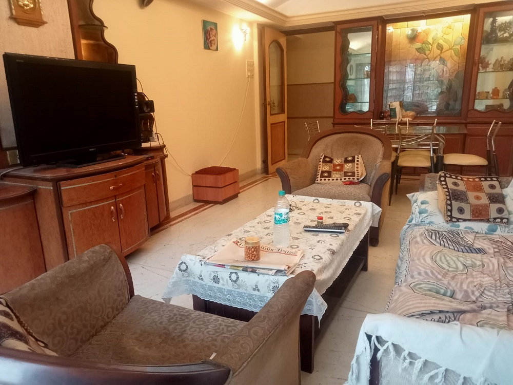 2 BHK Apartment For Rent in Bandra West Mumbai  7623720